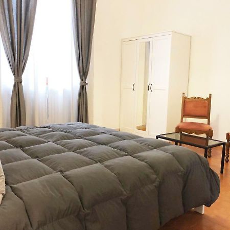 Relax Apartment Sulmona Buitenkant foto