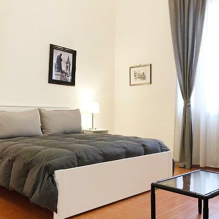 Relax Apartment Sulmona Buitenkant foto